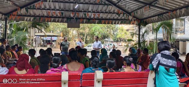 Roseland Residency held a meeting with the domestic staff on Tuesday. They won’t be allowed in for a week. (HT PHOTO) Roseland Residency held a meeting with the domestic staff on Tuesday. They won’t be allowed in for a week. (HT PHOTO)