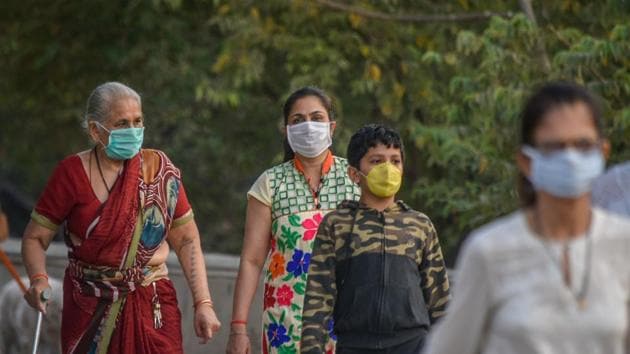 Only wear a mask if...': Govt issues fresh Covid-19 guidelines | Latest News India - Hindustan Times
