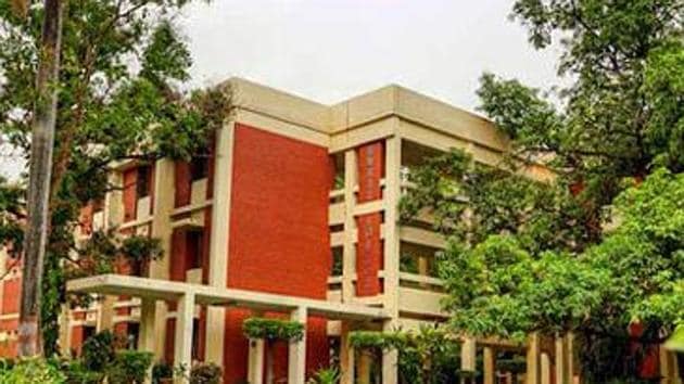 IIT-Kanpur asks students to vacate hostels by March 19 amid coronavirus ...