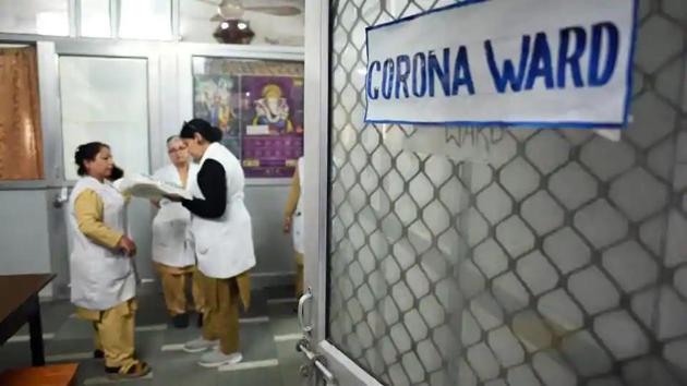 Coronavirus outbreak: The patient was admitted to the Super Specialty Block of the Safdarajung Hospital and housed on the seventh floor. (File photo for representation) Coronavirus outbreak: The patient was admitted to the Super Specialty Block of the Safdarajung Hospital and housed on the seventh floor. (File photo for representation)