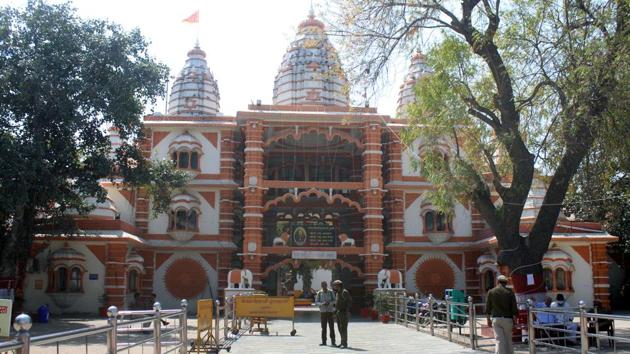 A view of Sheetla Mata Mandir in Gurugram where the ongoing Chaitra mela was suspended. In Haryana, there are 16 cases, which include 14 foreign nationals getting treatment at a Gurugram hospital. MNCs, IT firms, industries, BPOs, corporate offices in Gurugram district have been advised to allow their employees to work from their home till March 31. (Yogendra Kumar / HT Photo)