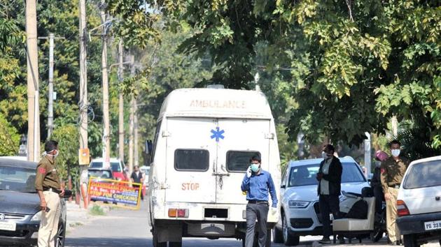 Two trainee IFS officers tested positive for coronavirus in Uttarakhand on Thursday (HT Photo/Ravi Kumar/Representative) Two trainee IFS officers tested positive for coronavirus in Uttarakhand on Thursday (HT Photo/Ravi Kumar/Representative)