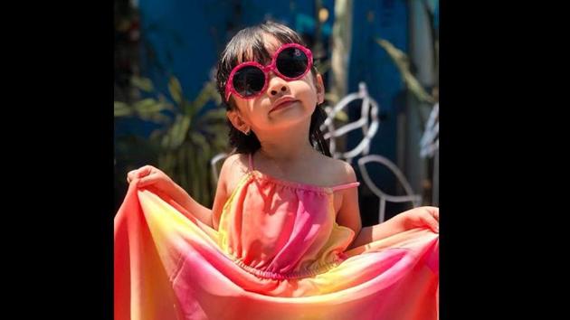 Not only does she know about coronavirus, she’s also trying to be strong so it won’t bite her. (Facebook/Humans of Bombay) Not only does she know about coronavirus, she’s also trying to be strong so it won’t bite her. (Facebook/Humans of Bombay)
