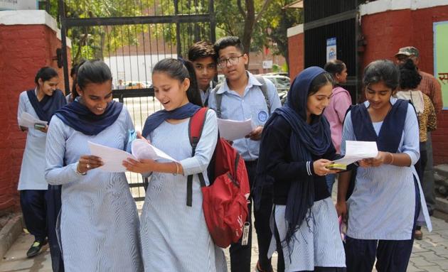 Class 9 and 11 students wrote the English and mathematics papers, respectively, on Friday.(Keshav Singh/HT) Class 9 and 11 students wrote the English and mathematics papers, respectively, on Friday.(Keshav Singh/HT)