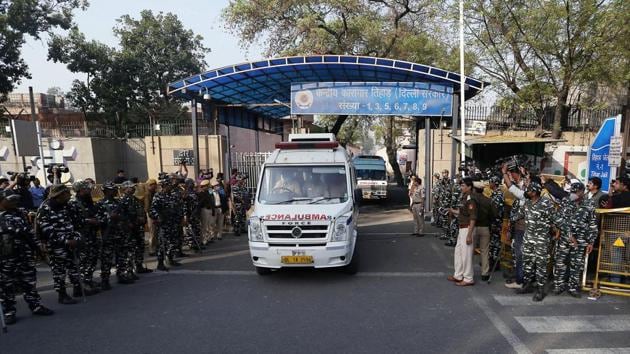 New Delhi, Mar 20 (ANI): Ambulance carrying bodies of the four convicts in the Nirbhaya case leave from Tihar Jail complex for Deen Dayal Upadhyay Hospital, in New Delhi on Friday. (ANI Photo/ Shrikant Singh)(ANI) New Delhi, Mar 20 (ANI): Ambulance carrying bodies of the four convicts in the Nirbhaya case leave from Tihar Jail complex for Deen Dayal Upadhyay Hospital, in New Delhi on Friday. (ANI Photo/ Shrikant Singh)(ANI)