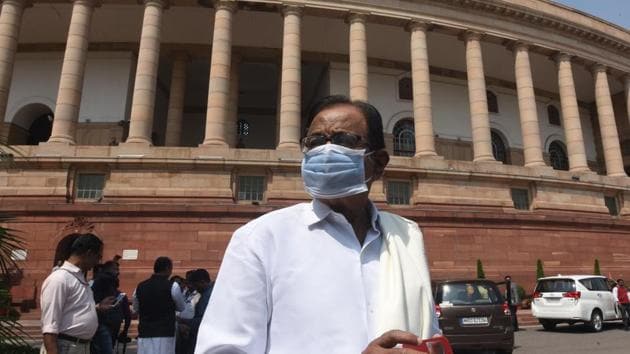 Congress leader P Chidambaram wearing a face mask as precaution against the coronavirus during the ongoing Budget Session, in New Delhi on Thursday.(Sonu Mehta/HT Photo)