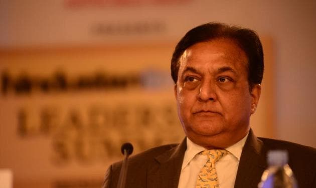 Yes Bank founder Rana Kapoor is under investigation for suspected money laundering worth Rs 4300 crore.(Pradeep Gaur/Mint) Yes Bank founder Rana Kapoor is under investigation for suspected money laundering worth Rs 4300 crore.(Pradeep Gaur/Mint)