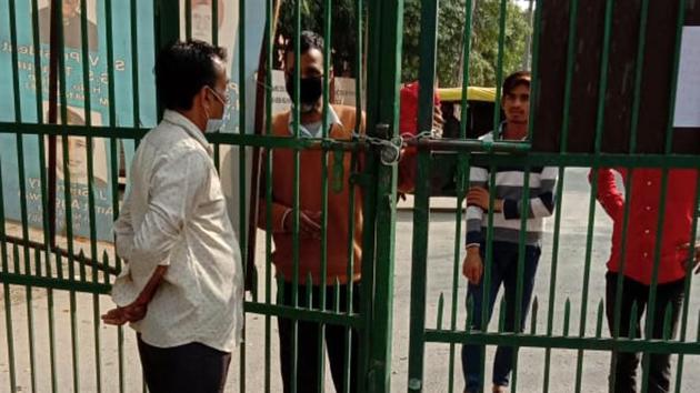 Restricted entry to Gurugram’s Sector 14. Restricted entry to Gurugram’s Sector 14.