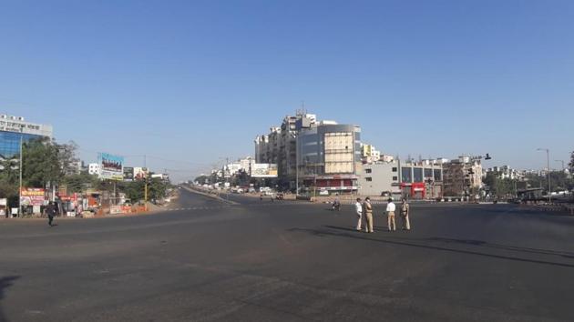Deserted flyover near empire estate, Chinchwad in Pune. (ht photo) Deserted flyover near empire estate, Chinchwad in Pune. (ht photo)
