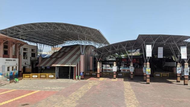 Deserted Pune Railway station on Janata Curfew Day. (Sanket Wankhade/HT) Deserted Pune Railway station on Janata Curfew Day. (Sanket Wankhade/HT)