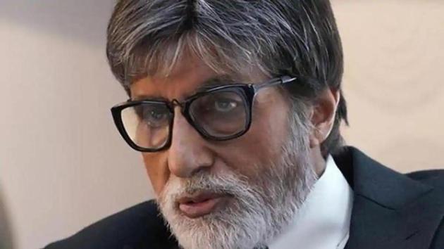 Amitabh Bachchan has tweeted a new poem.