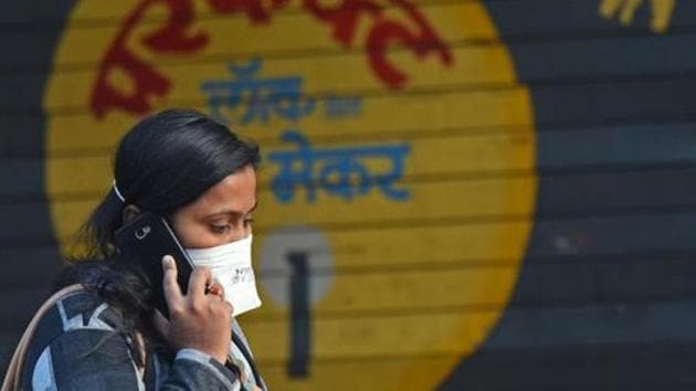 An ongoing study by researchers at Northwestern University, the University of Mannheim, Germany, and the University of California, San Diego, finds that women are bearing a disproportionate economic burden of the coronavirus disease.(Pratham Gokhale/HT Photo)