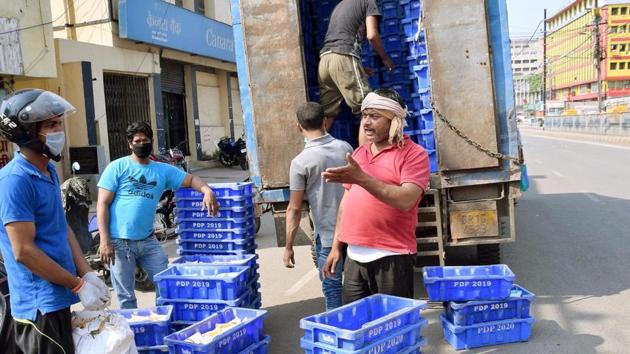 More than 600 districts have been placed under lockdown in an effort to stop the coronavirus disease or Covid-19 that has afflicted nearly 500 across India. (Photo Santosh Kumar/Hindustan Times) More than 600 districts have been placed under lockdown in an effort to stop the coronavirus disease or Covid-19 that has afflicted nearly 500 across India. (Photo Santosh Kumar/Hindustan Times)