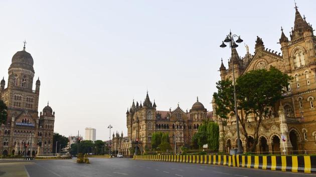 All still at Chatrapati Shivaji Maharaj Terminus (CSMT) in Mumbai. A wave of travel restrictions has been imposed to contain the spread of the deadly virus, which has infected over 400,000 people globally. (Anshuman Poyrekar / HT Photo)