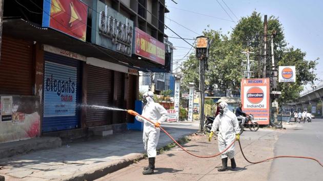 Municipal workers spray disinfectants in Hyderabad’s Malakpet area on Thursday during the countrywide lockdown amid coronavirus outbreak. (ANI) Municipal workers spray disinfectants in Hyderabad’s Malakpet area on Thursday during the countrywide lockdown amid coronavirus outbreak. (ANI)