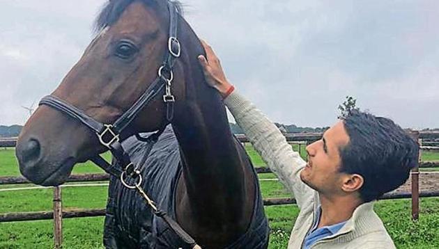 Fouaad Mirza with Seigneur Medicott at his training base.(HT Photo)