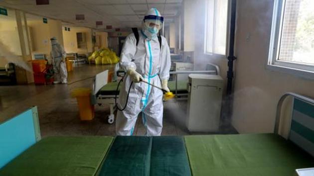 The virus, Sars-Cov-2, has infected close to 500,000 people and caused at least 22,000 fatalities till Thursday. (Reuters file photo) The virus, Sars-Cov-2, has infected close to 500,000 people and caused at least 22,000 fatalities till Thursday. (Reuters file photo)