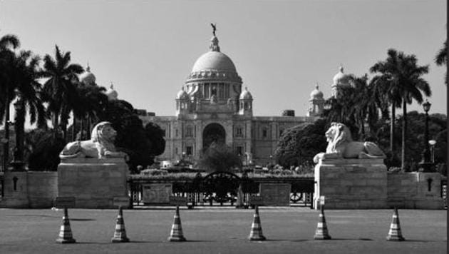 Victoria Memorial Hall stands tall and alone in Kolkata, West Bengal. (SAMIR JANA/ HT Photo) 