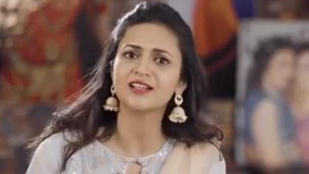 Divyanka Tripathi has clarified that her brother is not Covid-19 positive but self-quarantining.