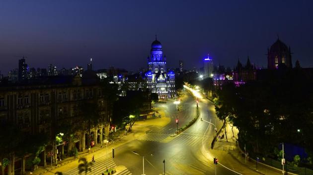 An empty BMC Headquarters and CSMT in Mumbai lit in evening hues. (Anshuman Poyrekar / HT Photo) An empty BMC Headquarters and CSMT in Mumbai lit in evening hues. (Anshuman Poyrekar / HT Photo)