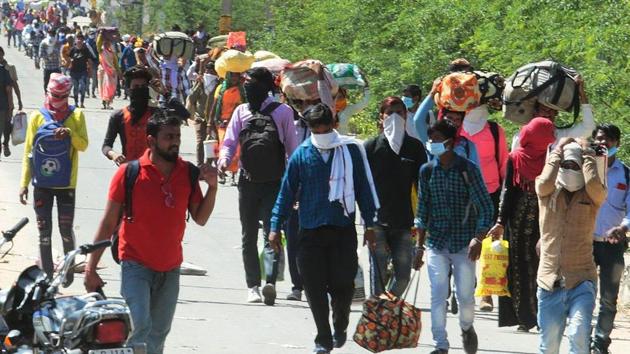 The exodus of migrants has raised questions over implementation of the lockdown provisions. (HT Photo/Himanshu Vyas) The exodus of migrants has raised questions over implementation of the lockdown provisions. (HT Photo/Himanshu Vyas)