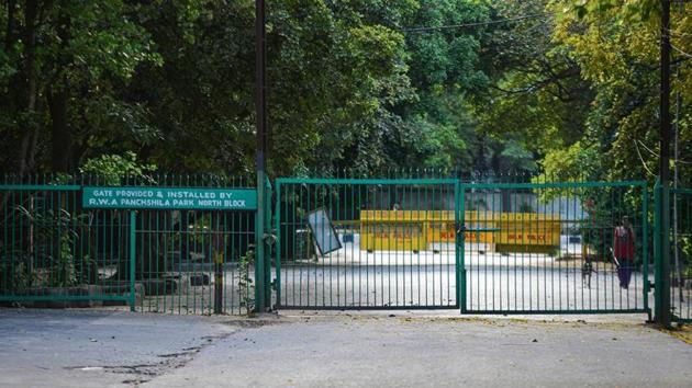 Six days into the lockdown announced to control the spread of Covid-19, Panchsheel Park would appear just as quiet as it generally is. (Amal KS / Hindustan Times) Six days into the lockdown announced to control the spread of Covid-19, Panchsheel Park would appear just as quiet as it generally is. (Amal KS / Hindustan Times)