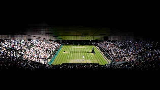 General view inside Centre Court in the Men's Singles final between Roger Federer of Switzerland and Novak Djokovic. (Getty Images) General view inside Centre Court in the Men's Singles final between Roger Federer of Switzerland and Novak Djokovic. (Getty Images)