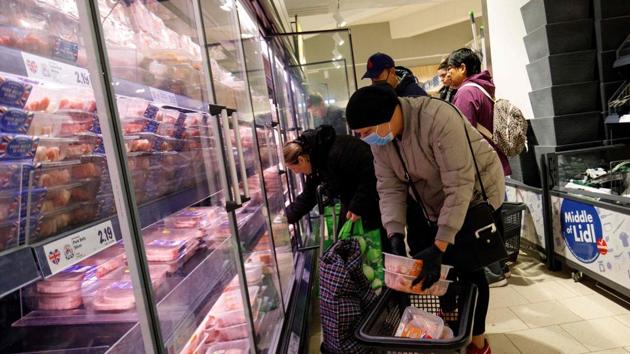Supermarket sales soared to all-time highs in March in the UK due to panic buying linked to the novel coronavirus epidemic. (AFP Photo) Supermarket sales soared to all-time highs in March in the UK due to panic buying linked to the novel coronavirus epidemic. (AFP Photo)