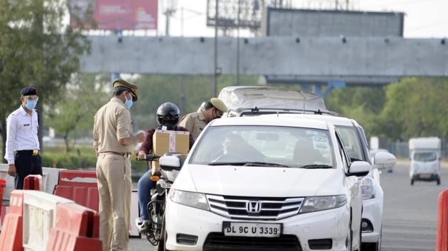 Her 33-year-old son, who had reportedly stayed with her in the isolation ward even though he did not show any preliminary symptoms, also tested positive on March 25.(Sunil Ghosh / Hindustan Times) Her 33-year-old son, who had reportedly stayed with her in the isolation ward even though he did not show any preliminary symptoms, also tested positive on March 25.(Sunil Ghosh / Hindustan Times)