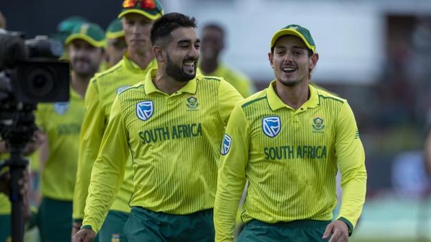 South Africa's bowler Tabraiz Shamsi, left, and captain Quinton de Kock.(AP)