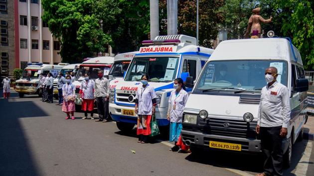 The ambulances have been allotted to each of the 15 wards and are equipped with a crew of one doctor, one nurse, one attendant and a volunteer who will work from 10am to 5pm. (Sanket Wankhade/HT PHOTO) The ambulances have been allotted to each of the 15 wards and are equipped with a crew of one doctor, one nurse, one attendant and a volunteer who will work from 10am to 5pm. (Sanket Wankhade/HT PHOTO)