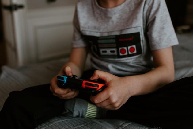 As stay-in-place orders to contain the spread of the coronavirus globally keep 1.5 billion school children home, restricted screen time is becoming a thing of the past.(UNSPLASH) As stay-in-place orders to contain the spread of the coronavirus globally keep 1.5 billion school children home, restricted screen time is becoming a thing of the past.(UNSPLASH)