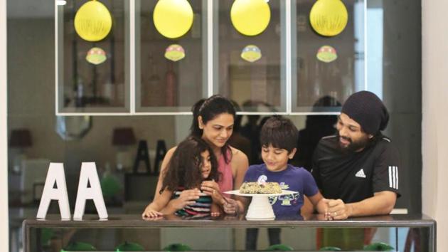 Allu Arjun shared pictures of the birthday celebrations. Allu Arjun shared pictures of the birthday celebrations.