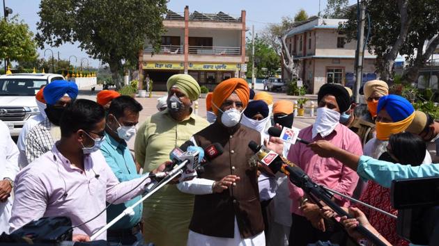President of the Delhi Sikh Gurdwara Management Committee (DSGMC) Manjinder Singh Sirsa speaks to the media after over 200 people who were stranded at Majnu Ka Tilla Gurudwara since March 28th due the lockdown, were moved to a school in Nehru Vihar by the Delhi Police. (Mohd Zakir/ Hindustan Times) President of the Delhi Sikh Gurdwara Management Committee (DSGMC) Manjinder Singh Sirsa speaks to the media after over 200 people who were stranded at Majnu Ka Tilla Gurudwara since March 28th due the lockdown, were moved to a school in Nehru Vihar by the Delhi Police. (Mohd Zakir/ Hindustan Times)