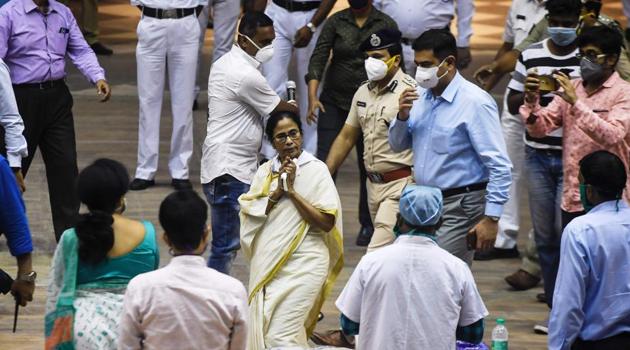 Chief minister of West Bengal Mamata Banerjee (C) arrives during the inguration of a month-long blood donation camp organised by the police during a government-imposed nationwide lockdown as a preventive measure against the COVID-19 coronavirus in Kolkata. (AFP) Chief minister of West Bengal Mamata Banerjee (C) arrives during the inguration of a month-long blood donation camp organised by the police during a government-imposed nationwide lockdown as a preventive measure against the COVID-19 coronavirus in Kolkata. (AFP)