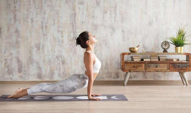 Working from home? Don't forget to stretch every now and then ...