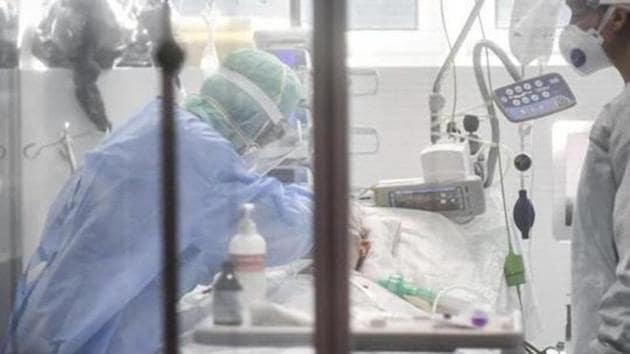 A total of 60,457 deaths have been recorded, including 44,132 in Europe, the continent worst hit by the virus. (AP file photo)