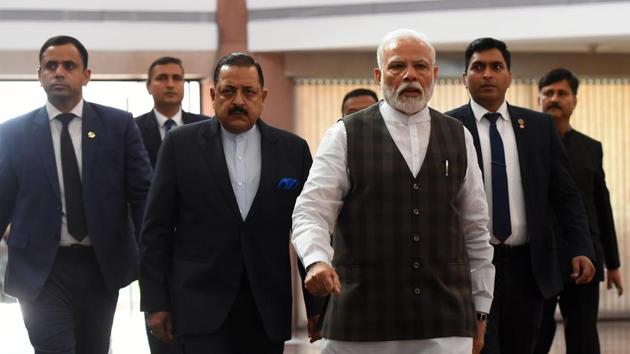 Covid-19: Prime Minister Narendra Modi arrives to attend BJP Parliamentary party meeting during the budget session at Parliament Library in New Delhi. Modi had asked the people to come out in their balconies and clap, ring and beat utensils to show appreciation for doctors, nurses and others helping fight coronavirus during the Janta Curfew on March 22. (Mohd Zakir/HT PHOTO) Covid-19: Prime Minister Narendra Modi arrives to attend BJP Parliamentary party meeting during the budget session at Parliament Library in New Delhi. Modi had asked the people to come out in their balconies and clap, ring and beat utensils to show appreciation for doctors, nurses and others helping fight coronavirus during the Janta Curfew on March 22. (Mohd Zakir/HT PHOTO)