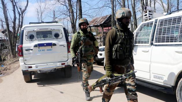 3 Soldiers Dead, 5 Terrorists Killed In Kashmir’s Kupwara: Army ...