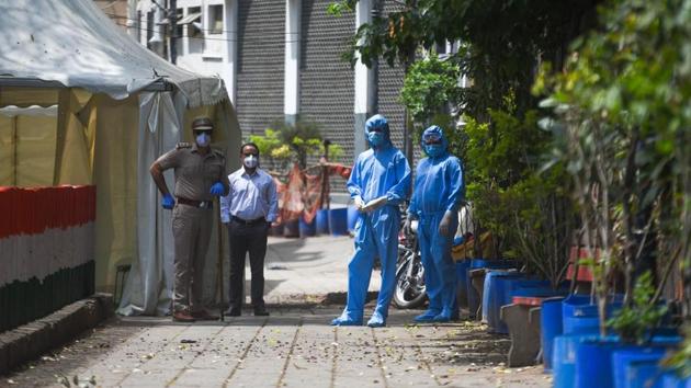 Members of a Delhi Police Crime Branch team in Personal Protection Equipment (PPE) kits during an investigation into the Tablighi Jamaat incident at the Alami Markaz Banglewali Masjid. (Amal KS/ Hindustan Times) Members of a Delhi Police Crime Branch team in Personal Protection Equipment (PPE) kits during an investigation into the Tablighi Jamaat incident at the Alami Markaz Banglewali Masjid. (Amal KS/ Hindustan Times)