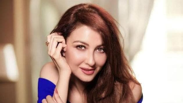 Actor Saumya Tandon is back to writing in this period of self-isolation. Actor Saumya Tandon is back to writing in this period of self-isolation.