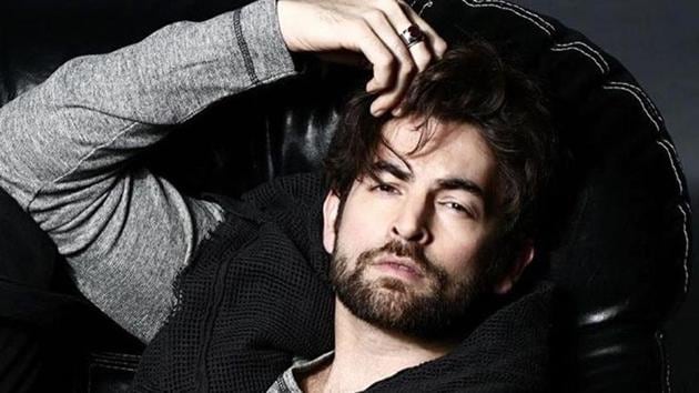 Actor Neil Nitin Mukesh stresses on the importance of total social distancing