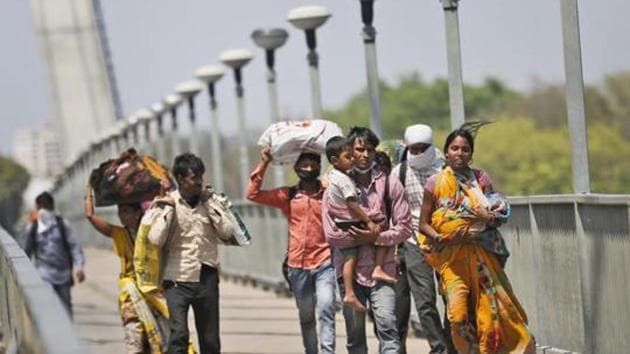 India has imposed a three-week lockdown till April 14 to contain the coronavirus pandemic.(AP) India has imposed a three-week lockdown till April 14 to contain the coronavirus pandemic.(AP)