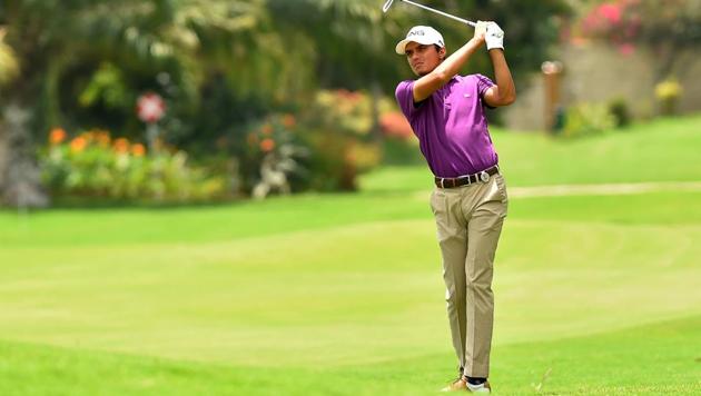 From being a globe-trotting golfer Ajeetesh Sandhu is very much enjoying his extended stay at home.(HT PHOTO)