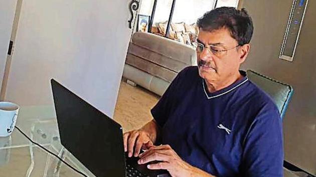 Dilip Vengsarkar uses time at home to write his memoirs(HT Photo)