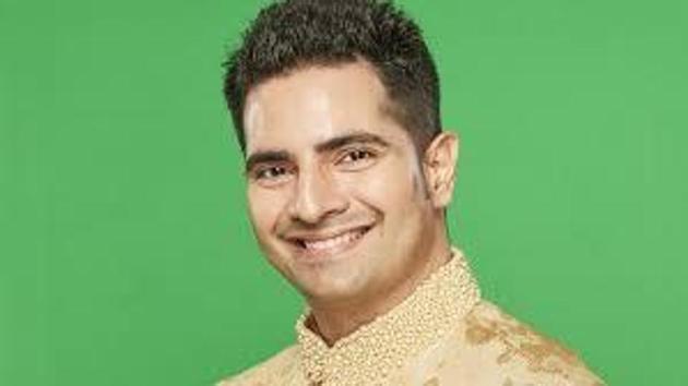 Karan Mehra talks about his first job at Dominos and reveals he created a record, cutting 100 pizzas in 4 hours during his time.