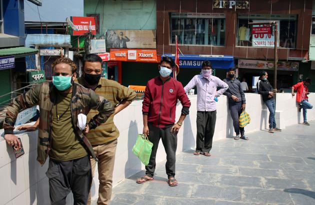 People wear a protective mask during the nationwide lockdown to contain the spread of the coronavirus, April 1, 2020 (ANI) People wear a protective mask during the nationwide lockdown to contain the spread of the coronavirus, April 1, 2020 (ANI)