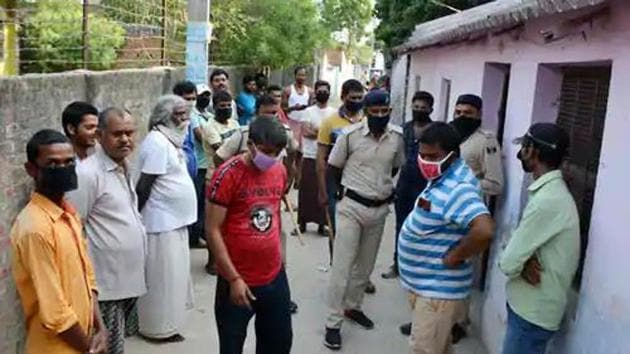 IN Bihar’s Saharsa, there are fears that currency notes can spread coronavirus disease Covid-19.(HT Photo) IN Bihar’s Saharsa, there are fears that currency notes can spread coronavirus disease Covid-19.(HT Photo)
