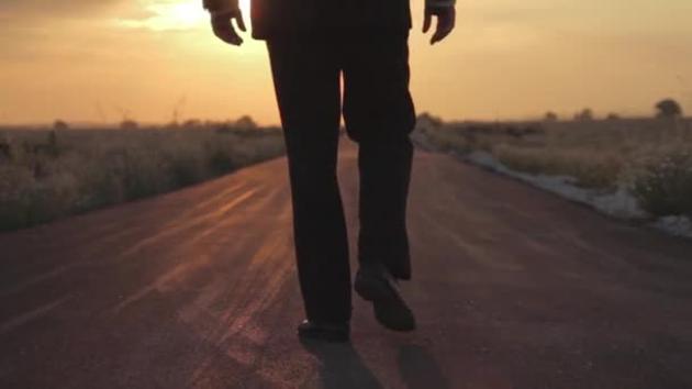 Ashok Keshari walked along the rail tracks on roads and remained hungry for most of the time (Representative image) Ashok Keshari walked along the rail tracks on roads and remained hungry for most of the time (Representative image)