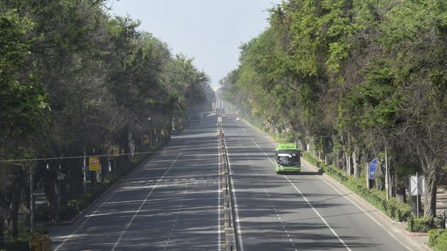 Deserted view of Tilak Marg on day nineteen of the 21-day nationwide lockdown to check the spread of coronavirus, in New Delhi on April 12, 2020. (Arvind Yadav/HT PHOTO) Deserted view of Tilak Marg on day nineteen of the 21-day nationwide lockdown to check the spread of coronavirus, in New Delhi on April 12, 2020. (Arvind Yadav/HT PHOTO)